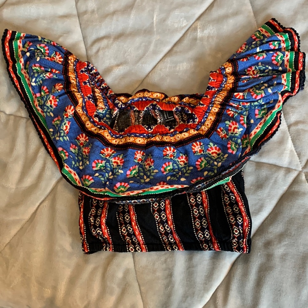 crop top size small